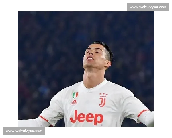 923 球封神！40 岁 C 罗坐稳足坛射手王